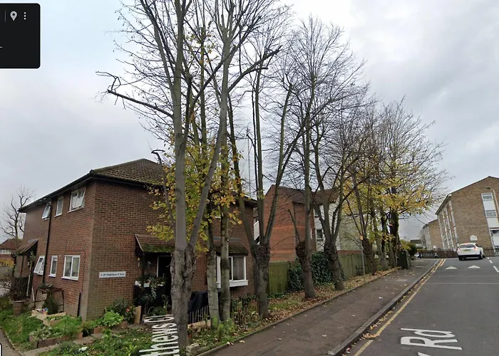 Coxy 1 Bedroom Maisonette In The Heart Of London